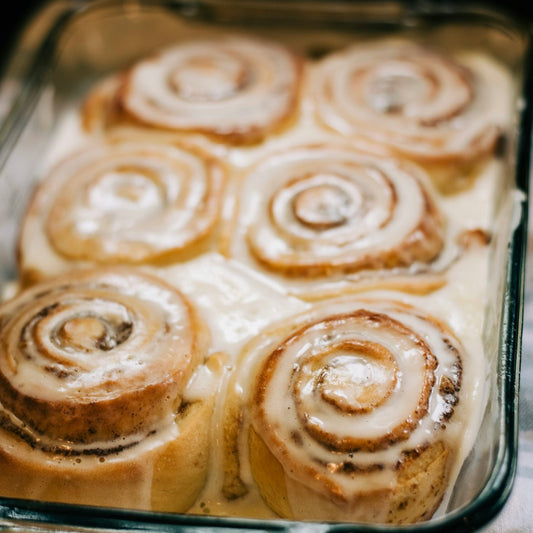 Half / Half rolls (4pcs/tray)